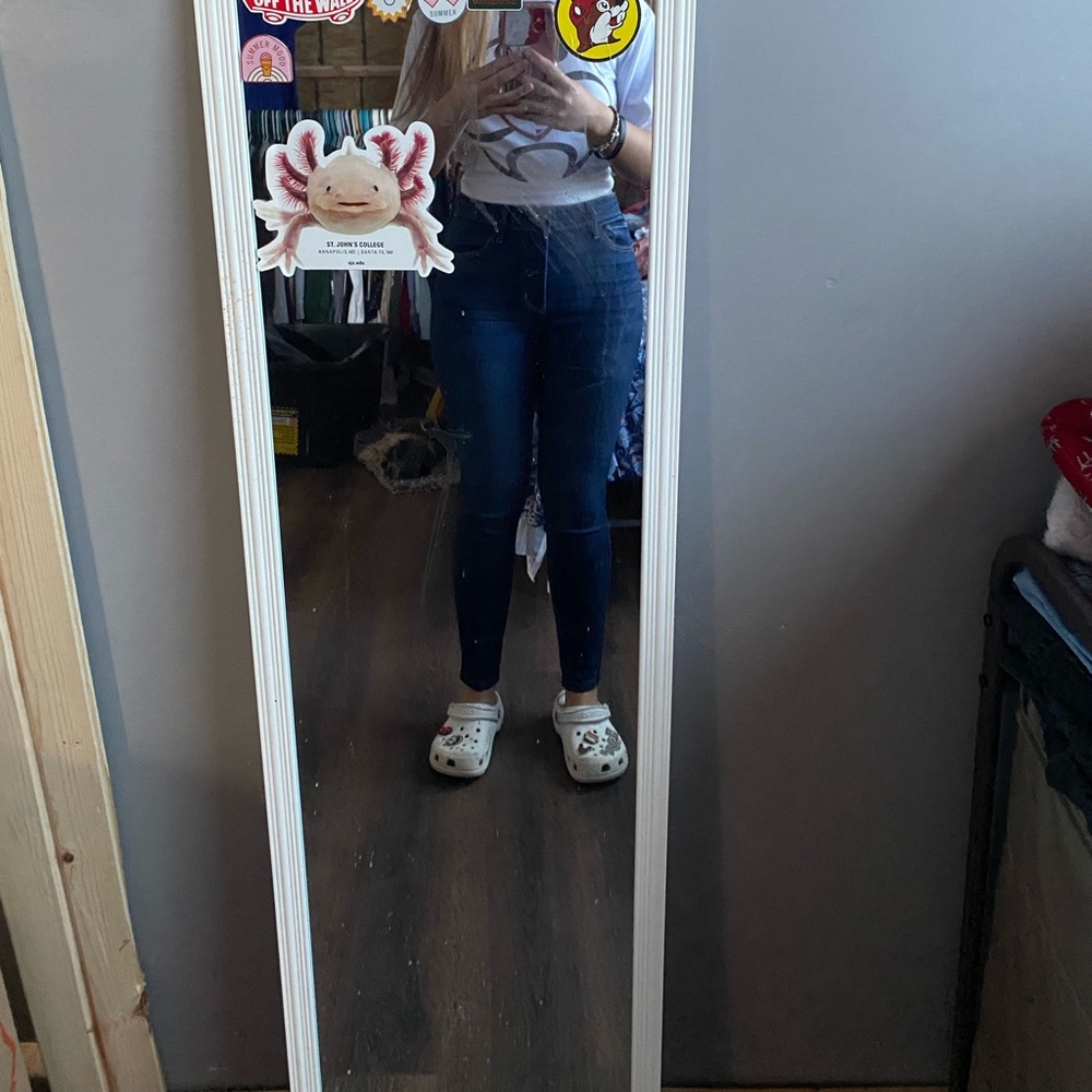 HIGH-RISE SUPER SKINNY HOLLISTER JEANS